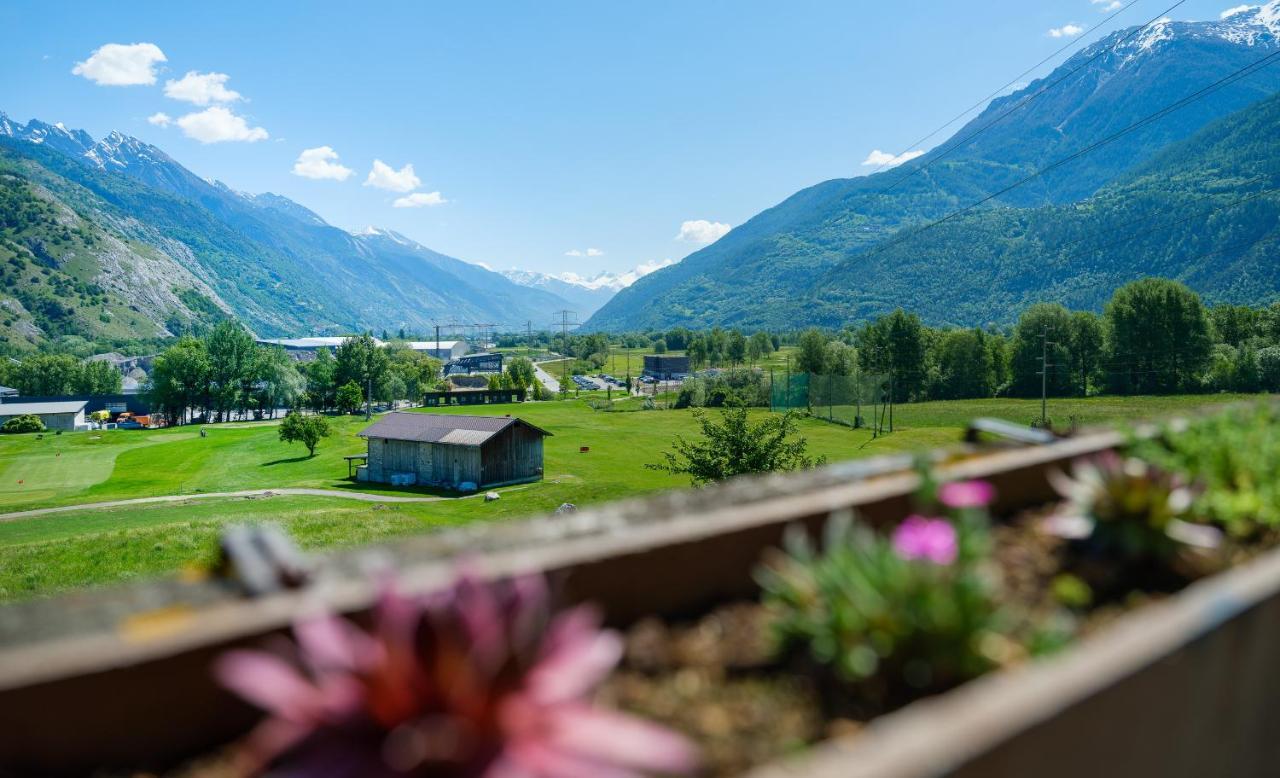 Relais Bayard Hotel Leuk Exterior photo